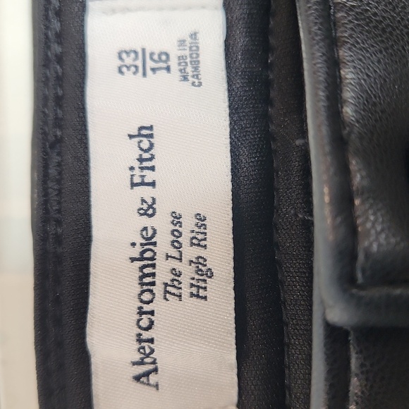 Abercrombie And Fitch Women's Black Faux Leather Pants - Picture 2 of 3